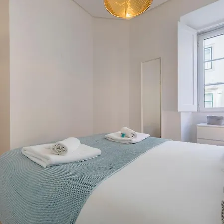 Lovelystay - Peaceful I Apartment Lisbon